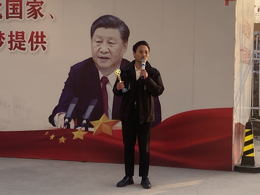 赵_副本.jpg